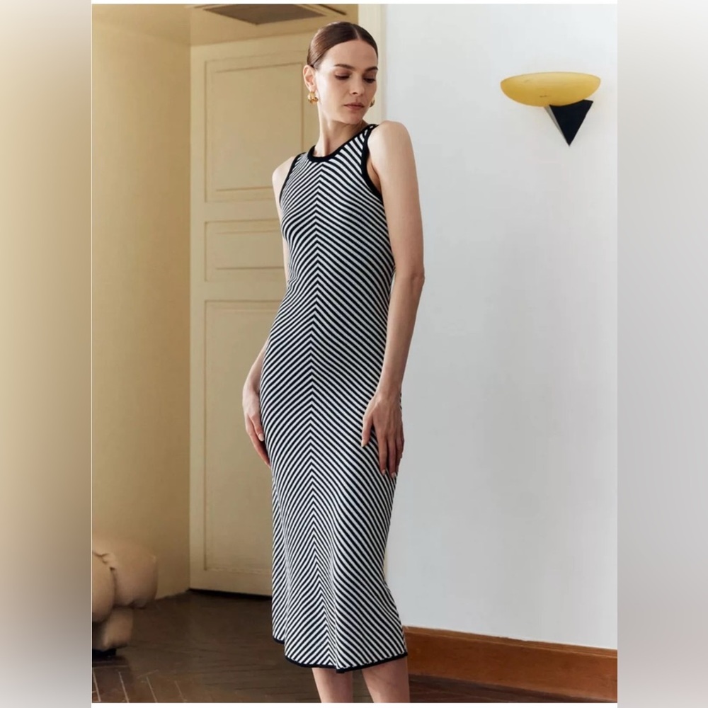House of Harlow 1960 Black and White Sheath Midi Dress